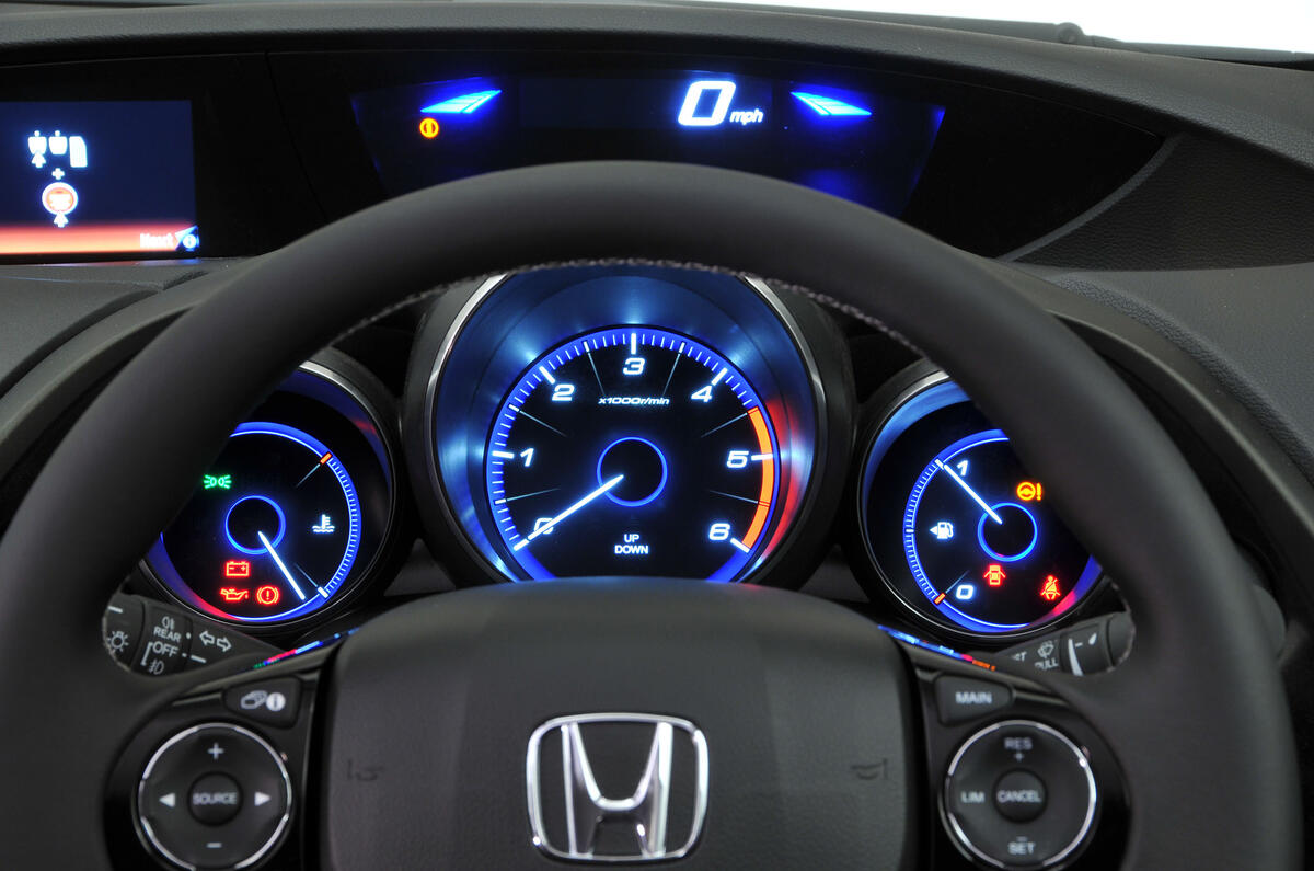 Honda Civic Tourer instrument cluster