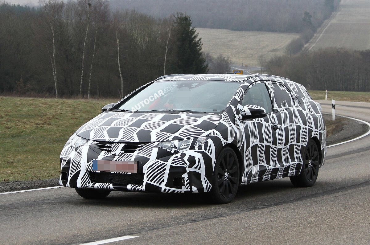 New Honda Civic estate spotted