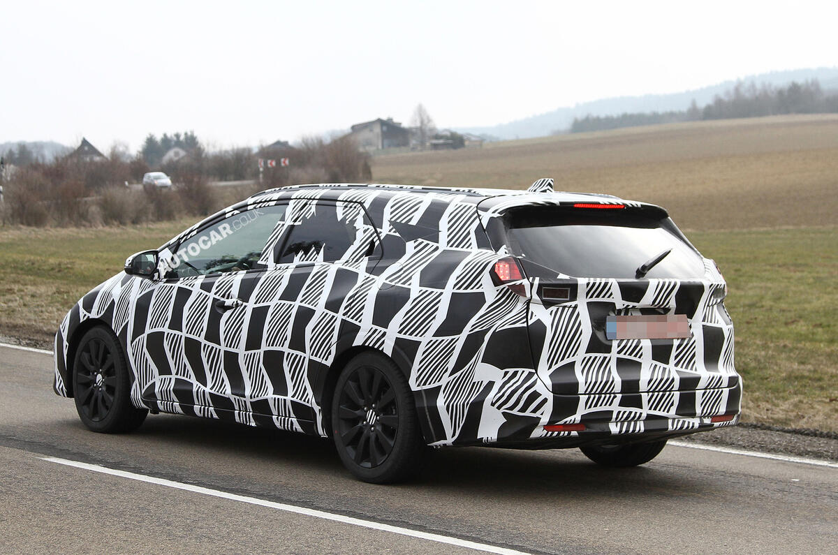 New Honda Civic estate spotted