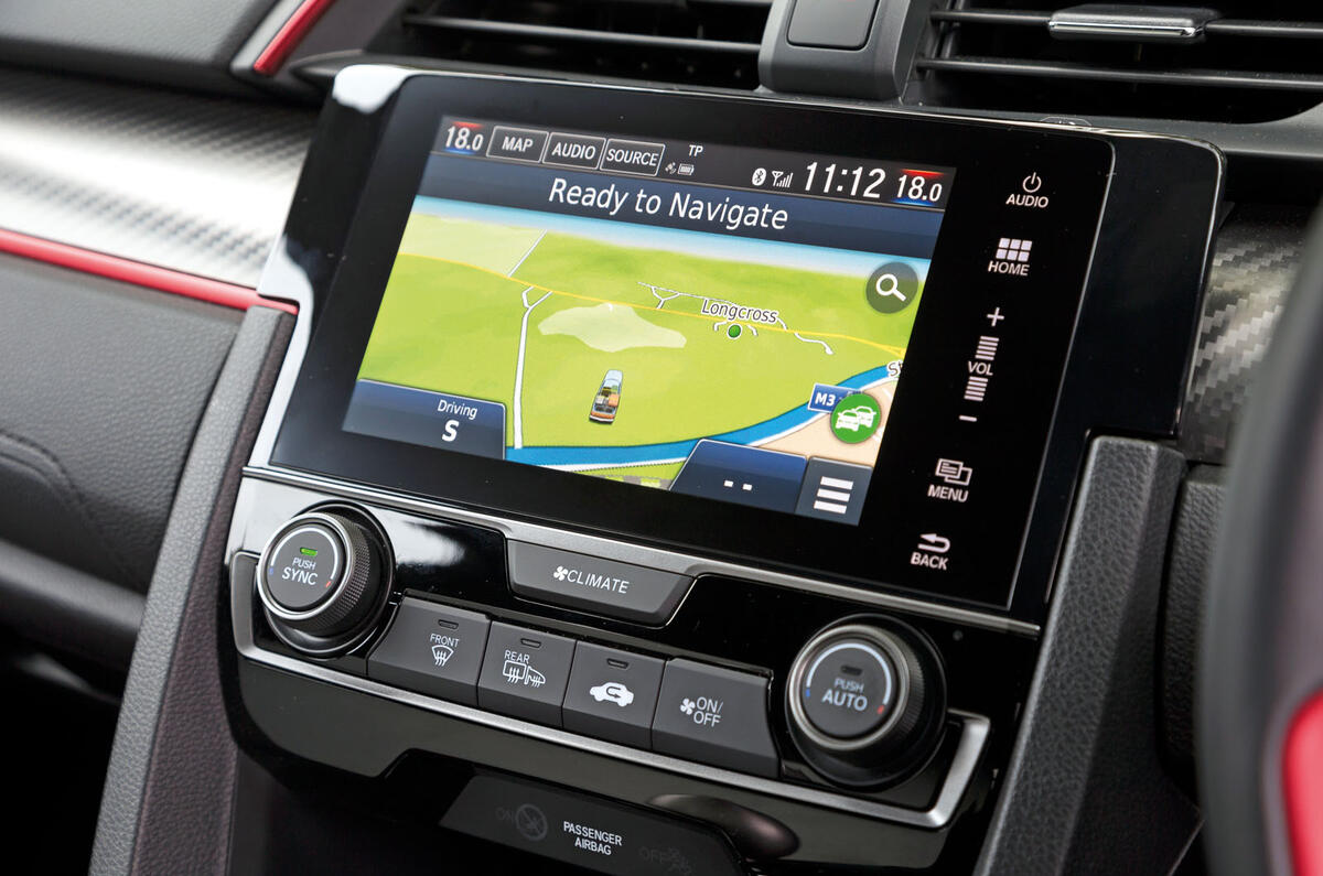 Honda Civic Type R centre console