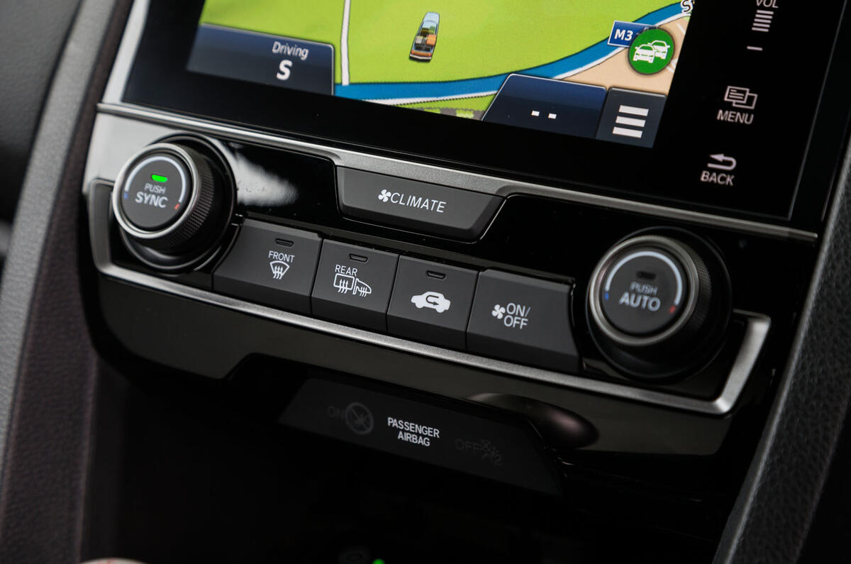 Honda Civic Type R climate controls