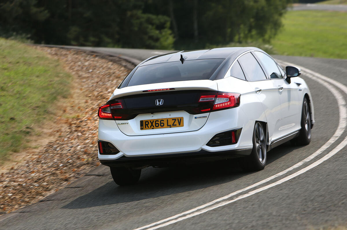 Honda Clarity FCV rear cornering