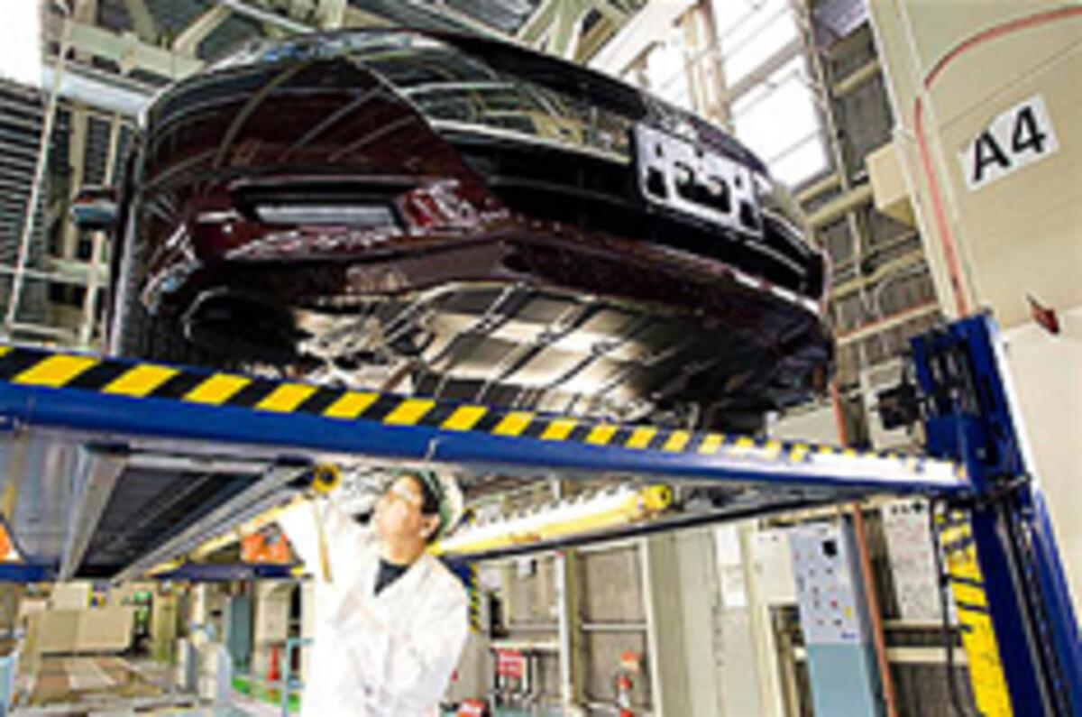 First Honda FCX leaves factory