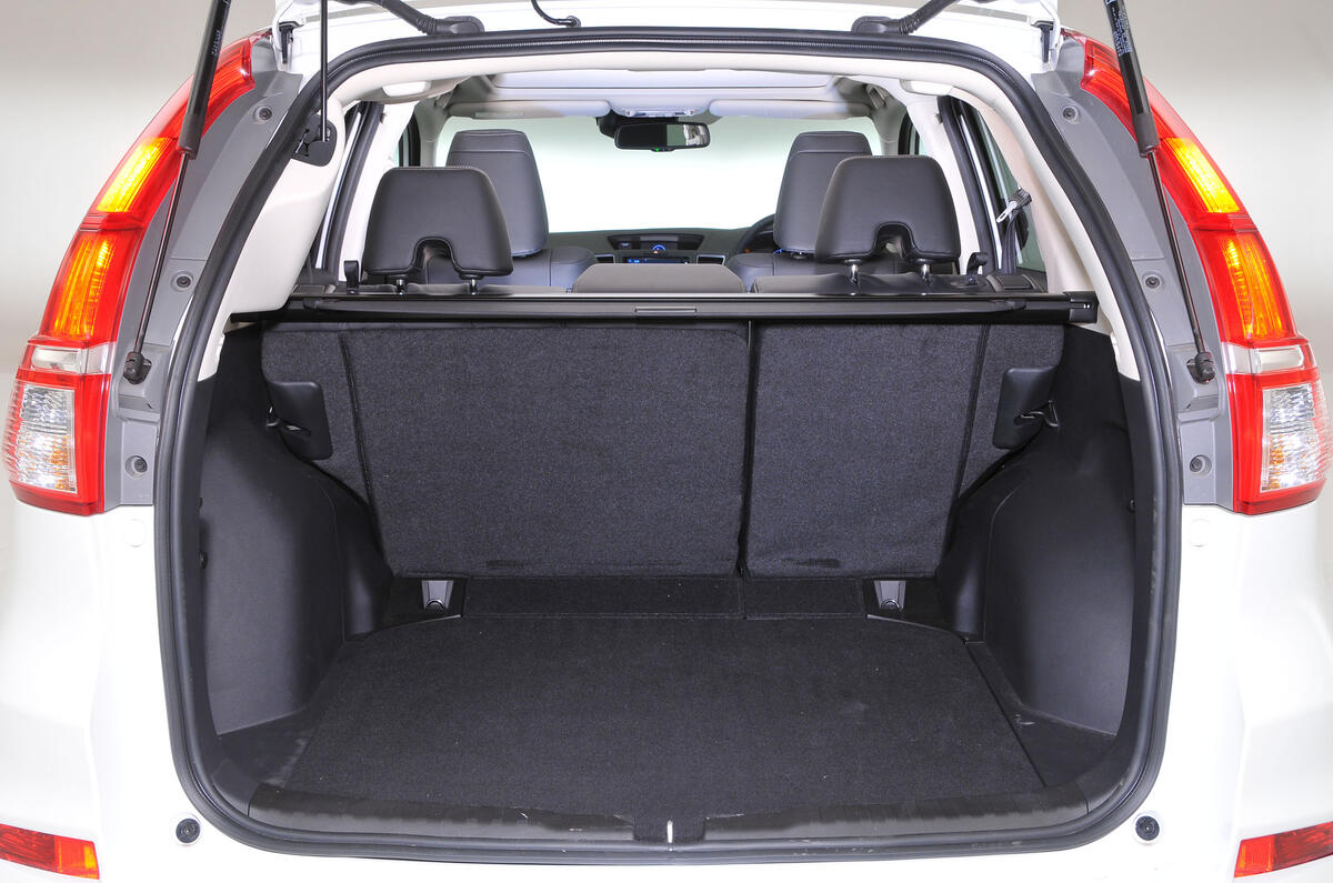 Honda CR-V boot space