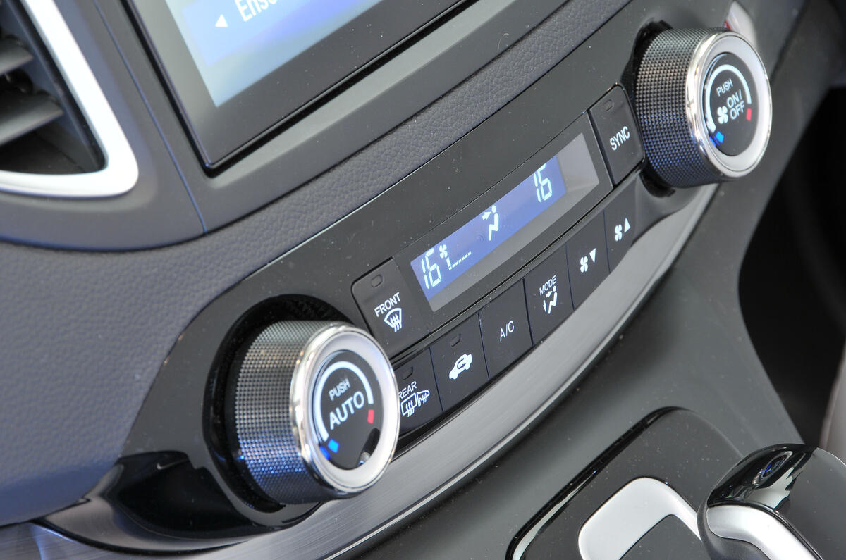 Honda CR-V climate control