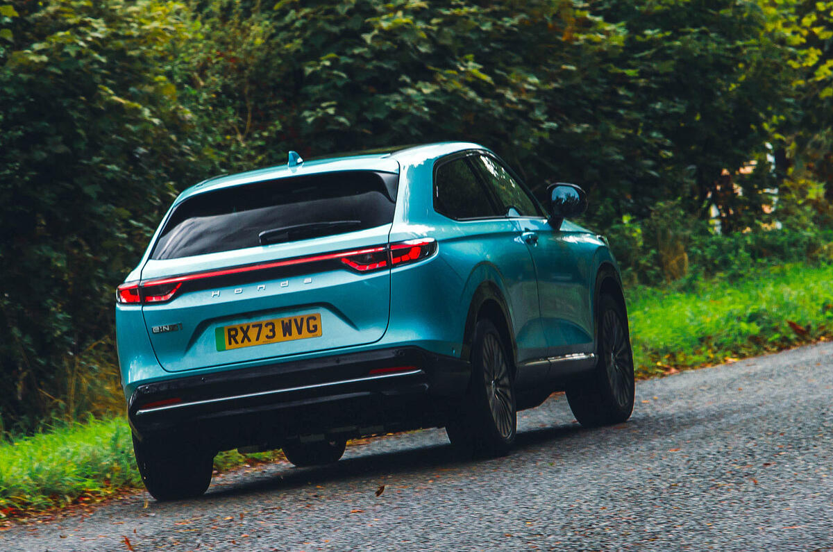 honda eny1 review 2023 003 panning rear