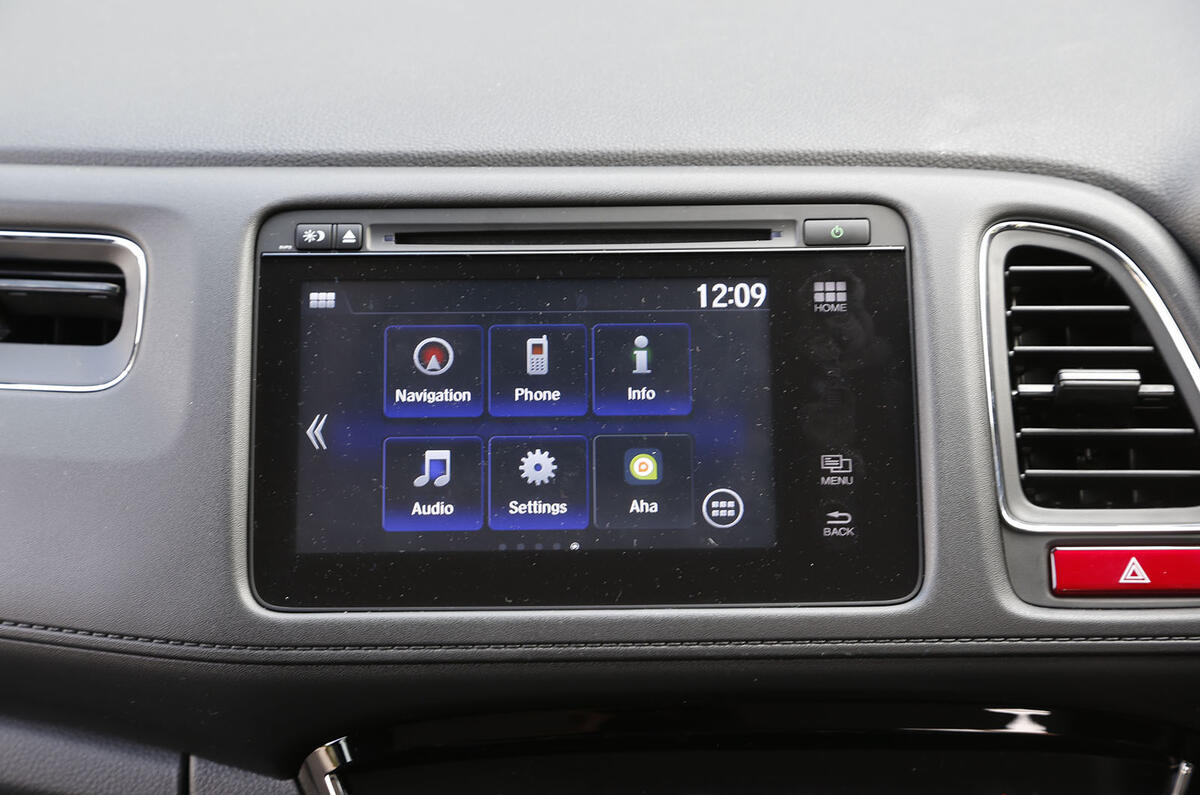 Getting to grips with Honda's latest Connect system in the HR-V