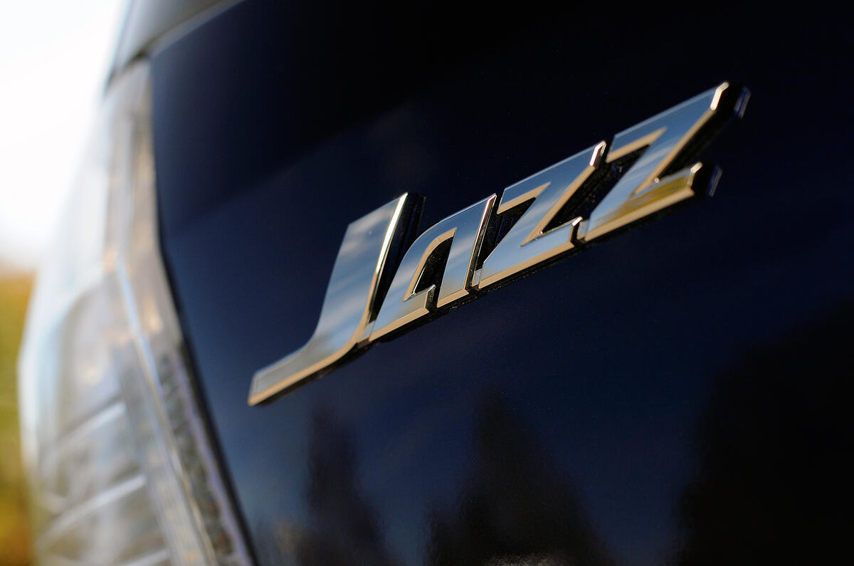 The aerodynamics have been improved by tapering the roofline inwards and downwards at the rear Honda Jazz badging