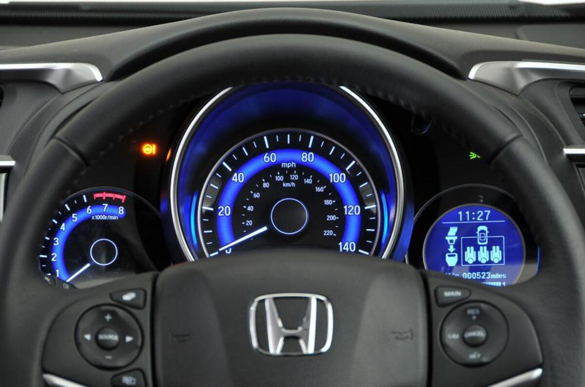 Tableau de bord de la Honda Jazz