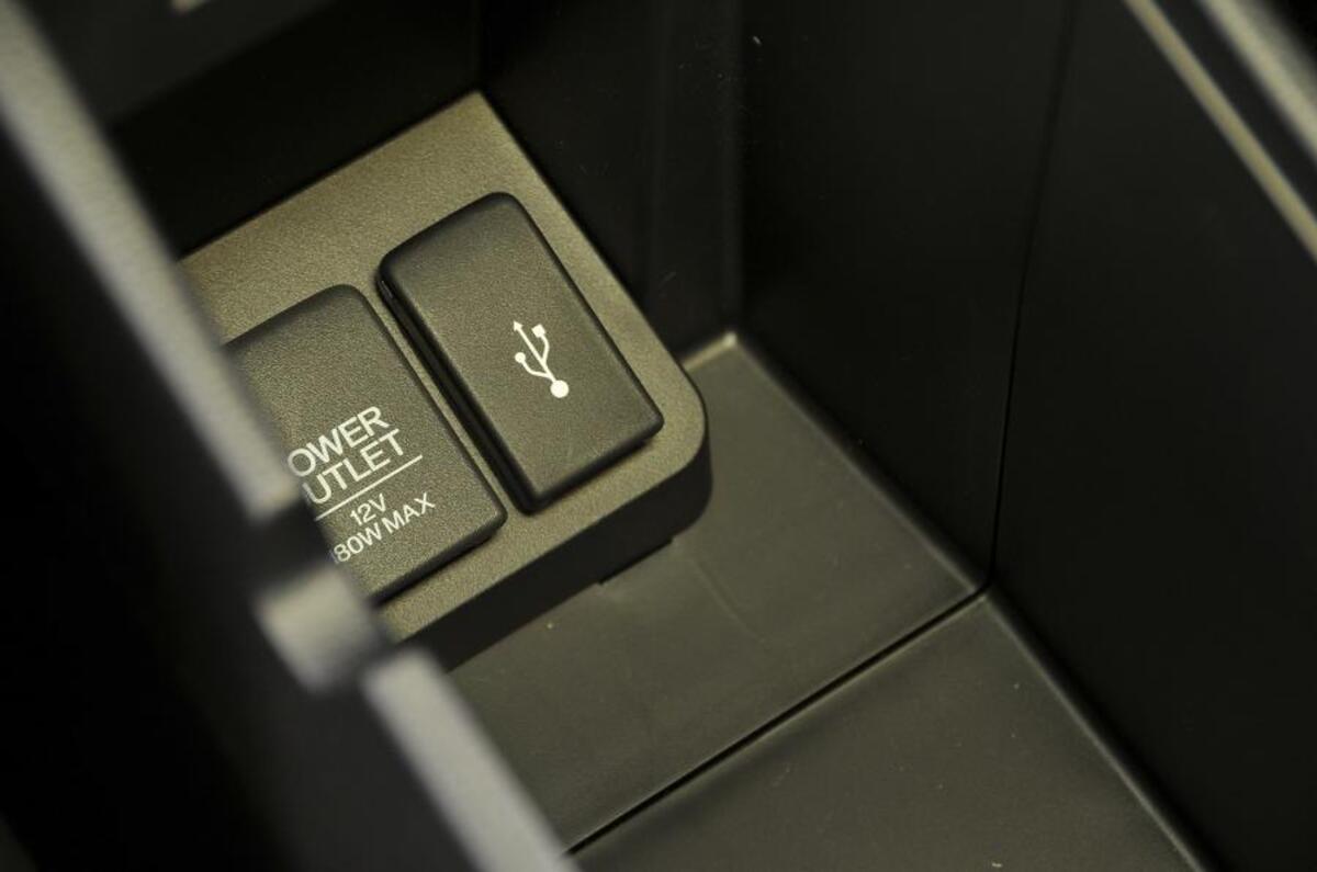 Ports USB de la Honda Jazz