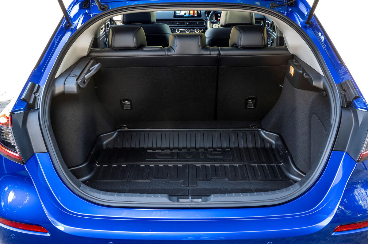 Honda Civic e HEV 2025 Review boot 491 Honda Civic e HEV 2025 Review boot 491
