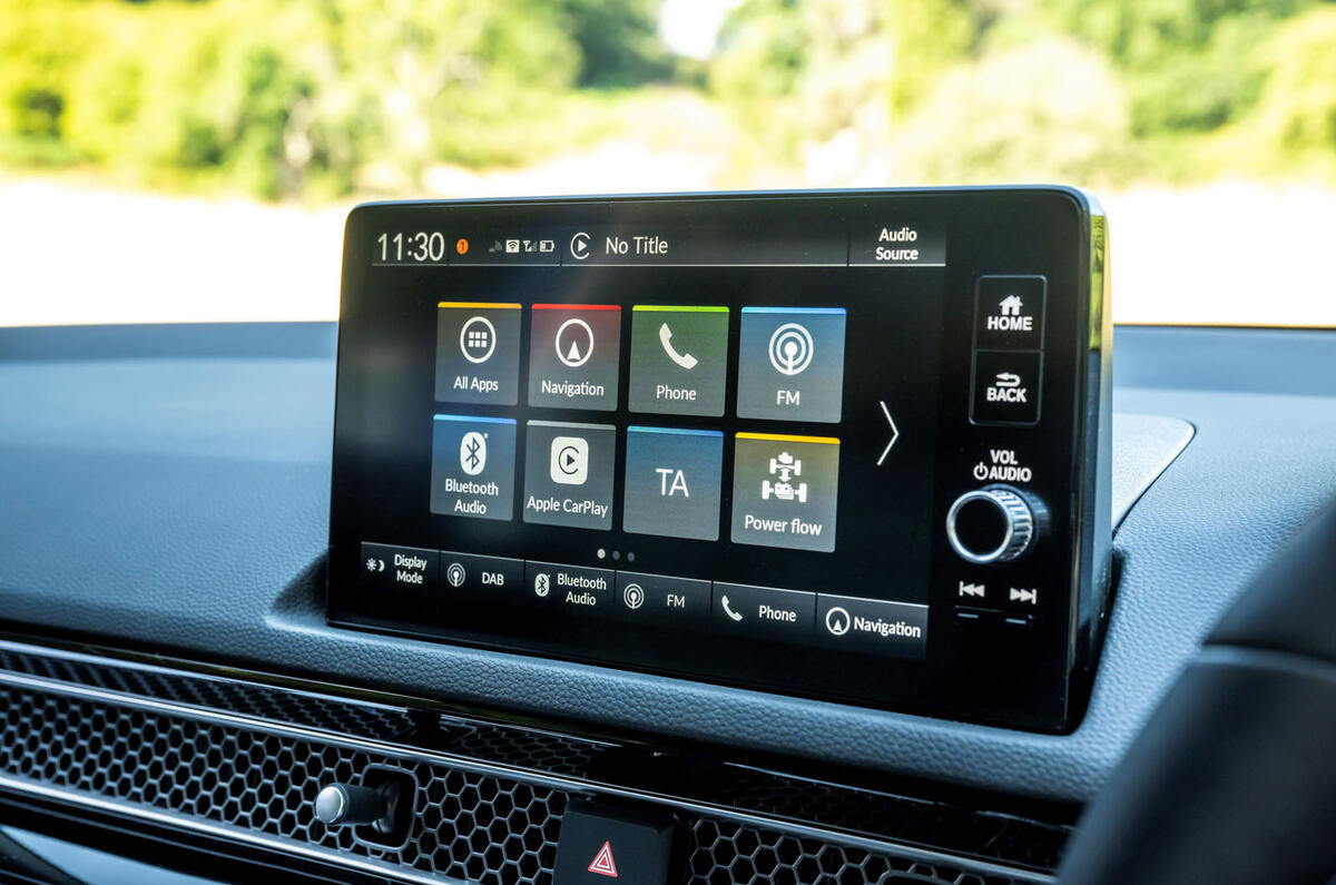 Honda Civic e HEV 2025 Review infotainment 483 Honda Civic e HEV 2025 Review infotainment 483