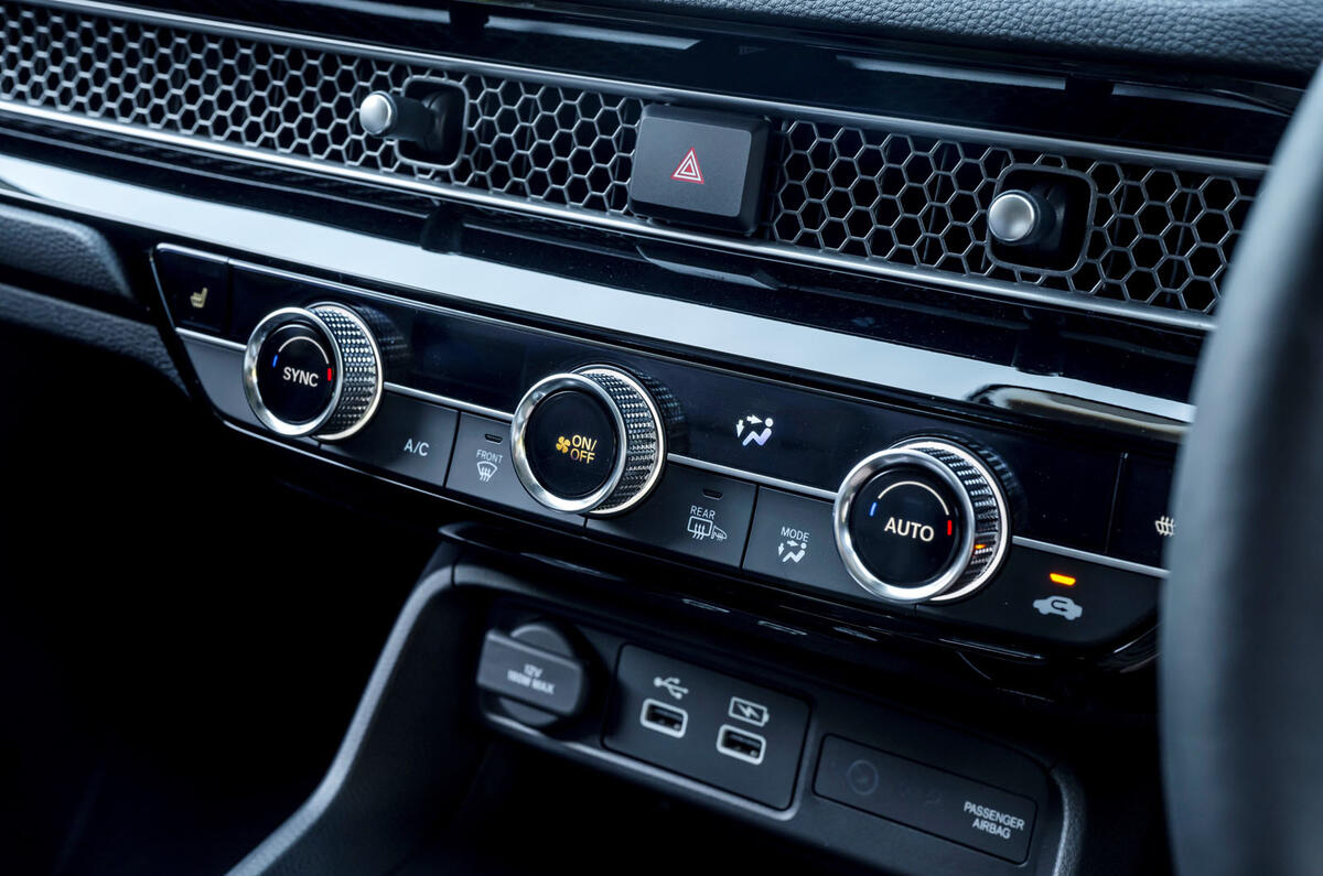 Honda Civic e HEV 2025 Reviews aircon 486 Honda Civic e HEV 2025 Reviews aircon 486