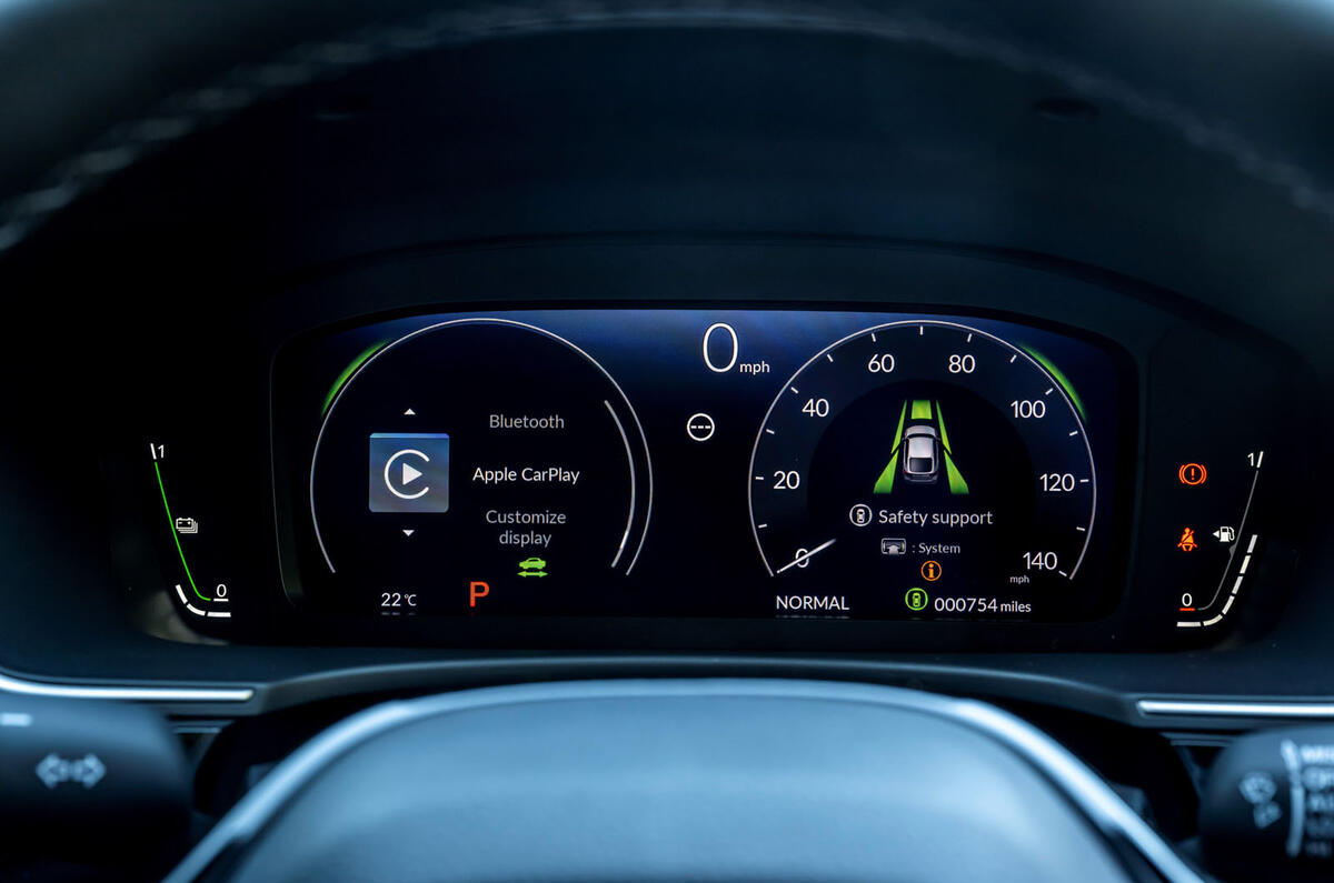 Honda Civic e HEV 2025 Reviews dials 482 Honda Civic e HEV 2025 Reviews dials 482