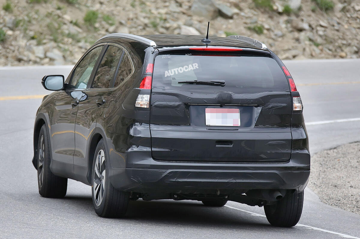 no title Facelifted Honda CR-V spotted testing for the first time