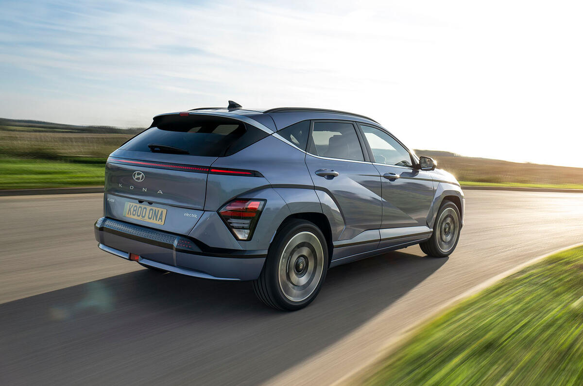 hyunda kona electric review 2023 004 bolt on