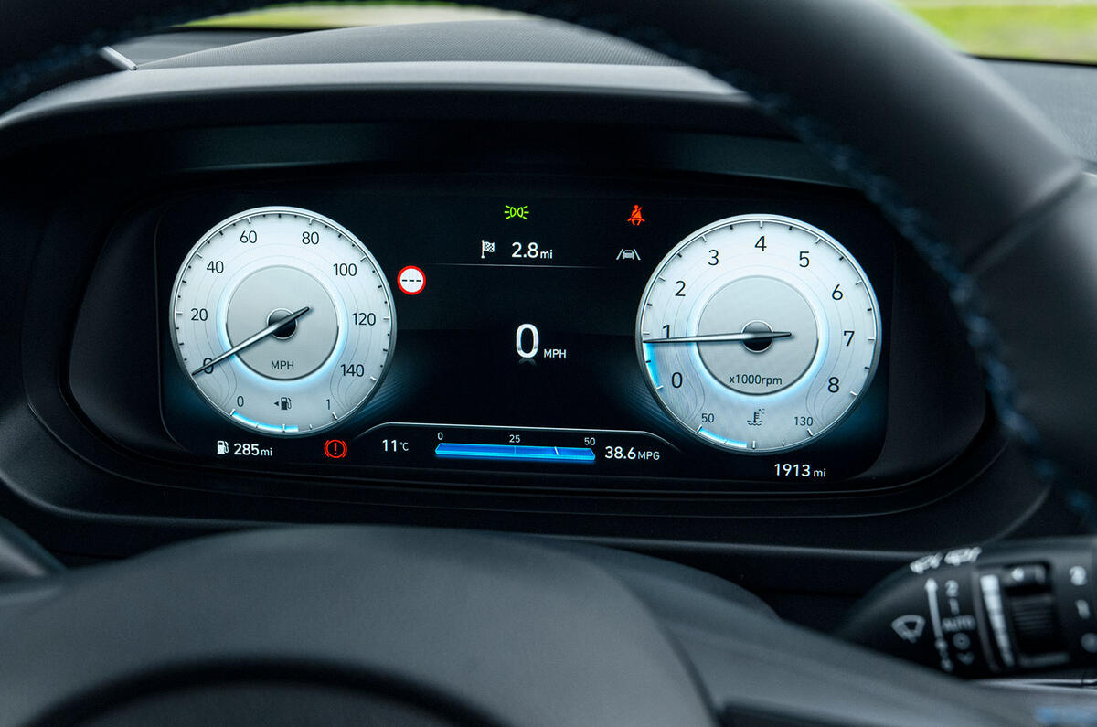 hyundai bayon 76 jpg bfc off hyundai bayon 76 jpg bfc off