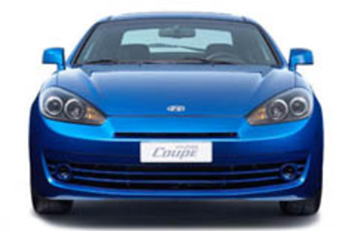 Hyundai Coupé gets fresh look for 2007