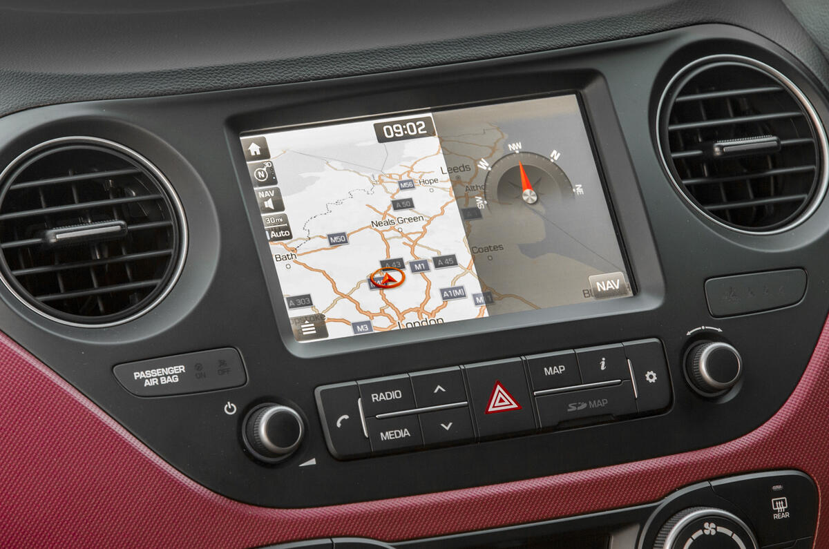 Hyundai i10 infotainment system