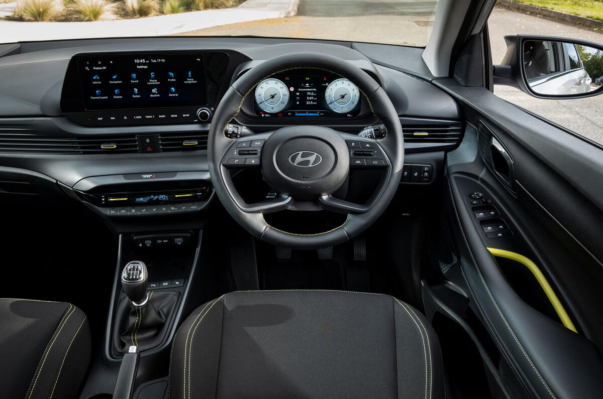 hyundai i20 review 2023 11 dash