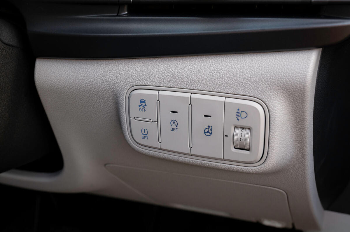 Hyundai i20 review 2026 024