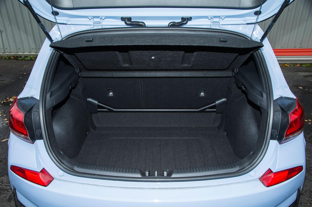 Hyundai i30 N boot space