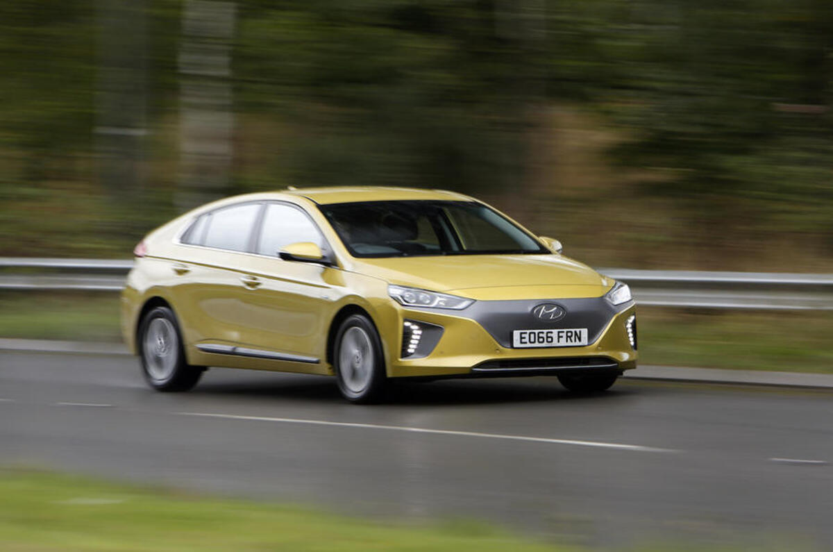 3.5 star Hyundai Ioniq