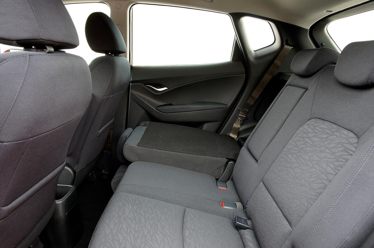 Hyundai ix20 rear seats