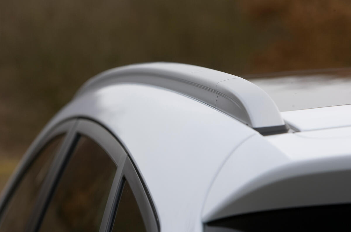 Hyundai ix35 roof rails