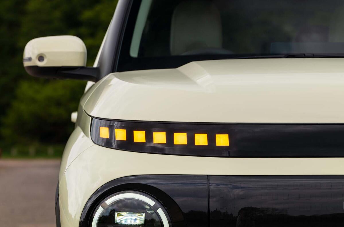 hyundai uk inster front headlight hyundai uk inster front headlight