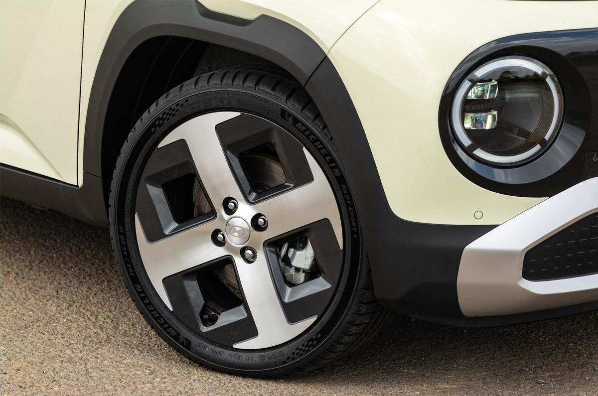 hyundai uk inster whee; hyundai uk inster whee;