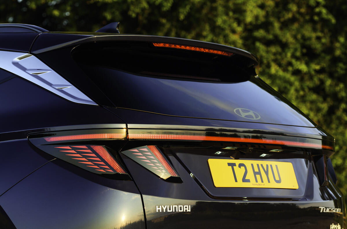Hyundai Tucson review   rear lights