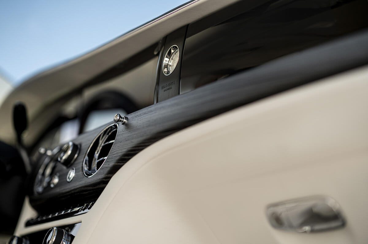 2021 Rolls-Royce Ghost - dashboard 2021 Rolls-Royce Ghost - dashboard