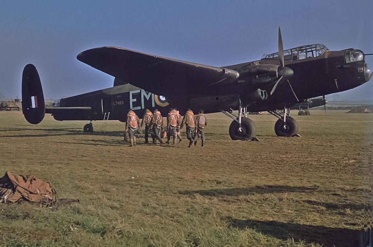 0 Manchester GettyImages 646280640 Hulton Deutsch Collection Corbis Getty Images