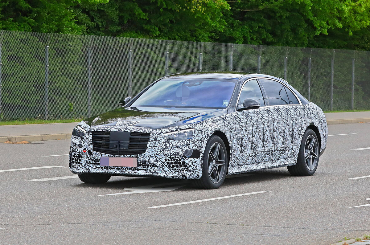 Mercedes-Benz S-Class spyshot Mercedes-Benz S-Class spyshot