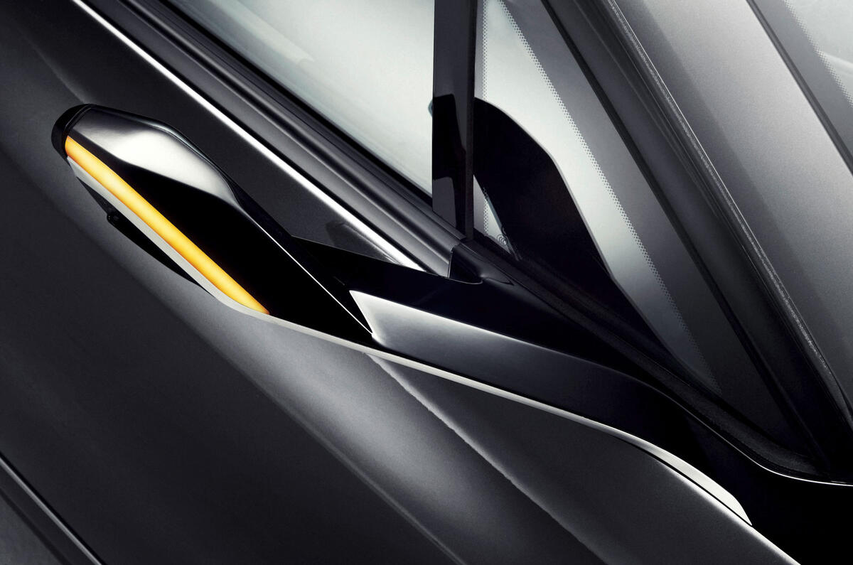 BMW i8 Mirrorless BMW i8 Mirrorless
