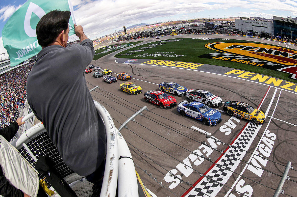 01 nascar