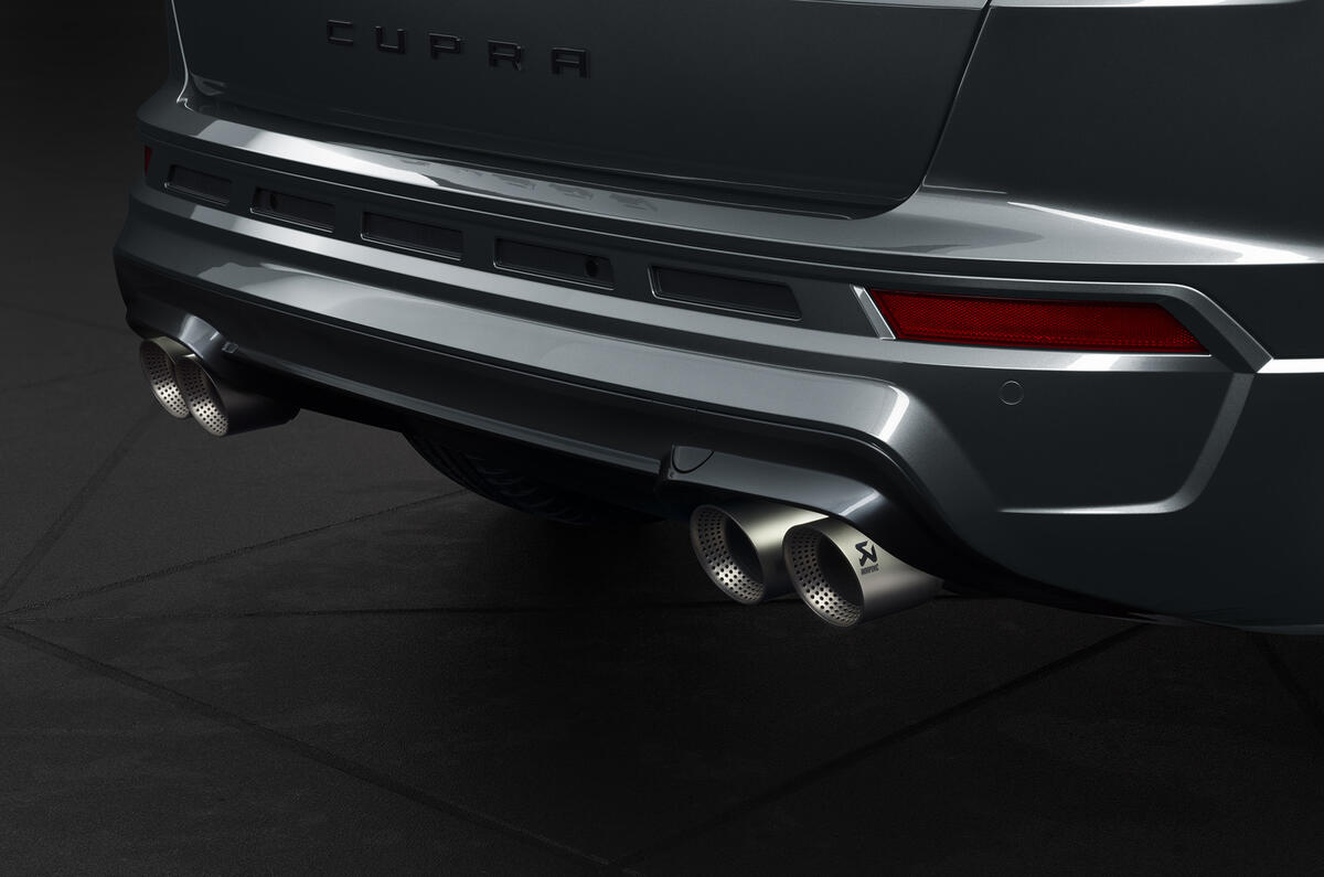2020 Cupra Ateca - exhausts 2020 Cupra Ateca - exhausts