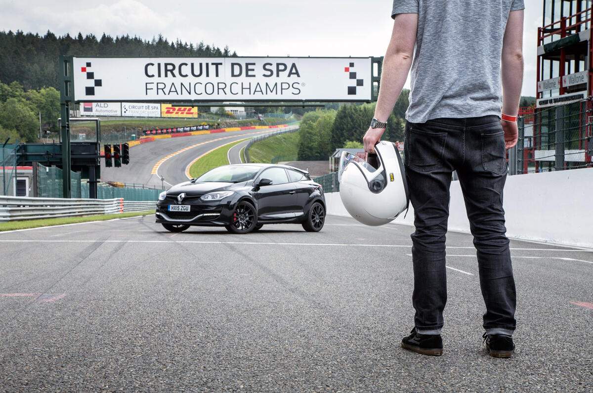 Renault Mégane RS 275