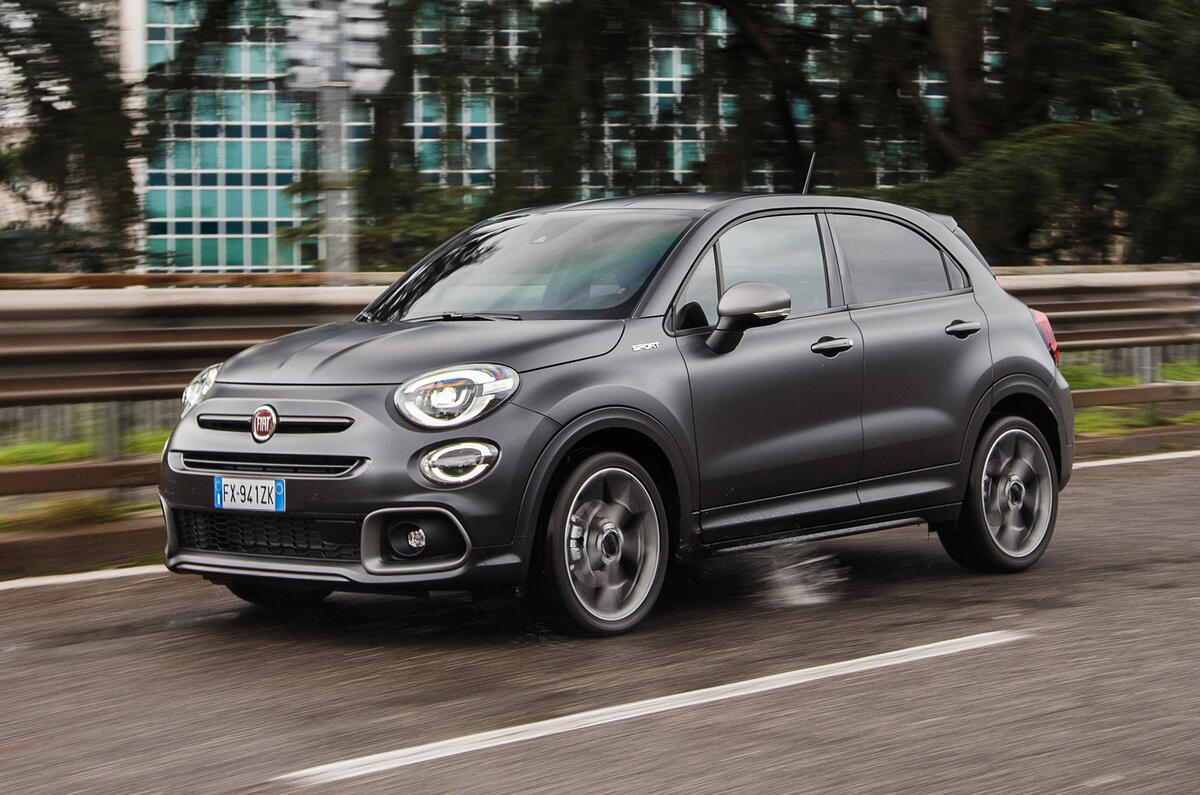 01 Fiat 500 2021X SPORT