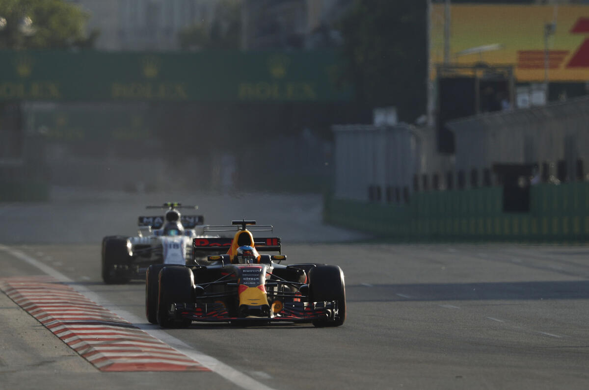 Ricciardo Azerbaijan 2017