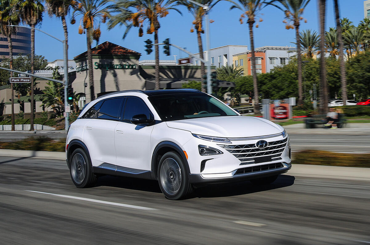Hyundai Nexo hydrogen fuel cell-powered SUV revealed at CES