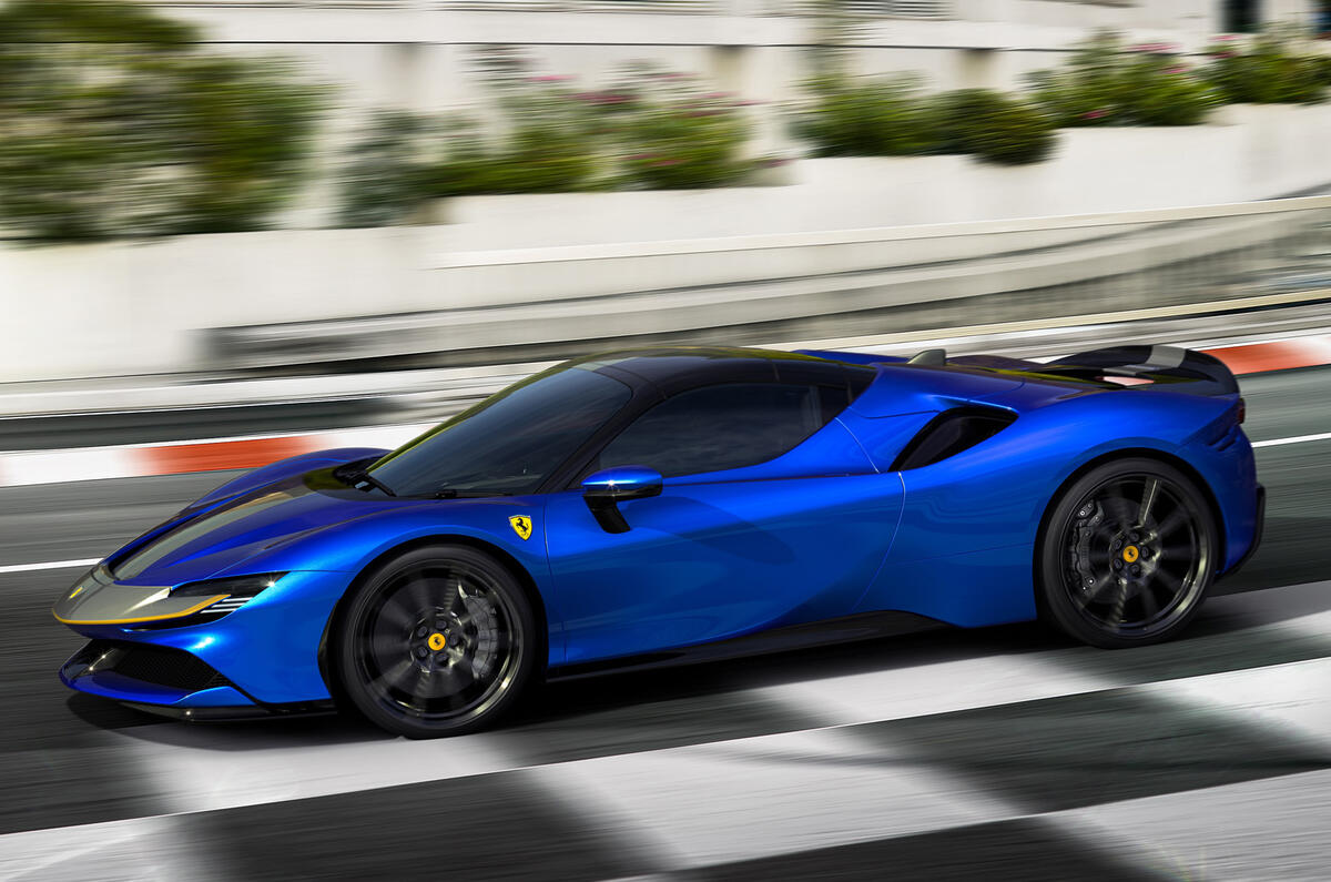 2020 Ferrari SF90 Spider - side