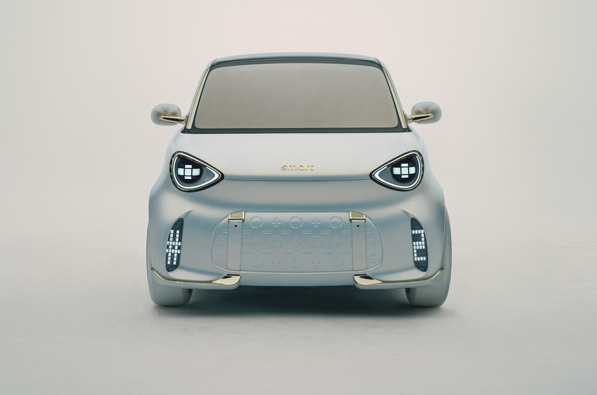 02 smart concepthashtag2 beauty front hires