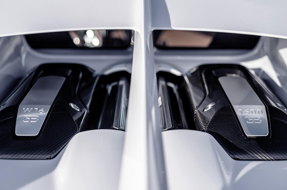 03 11 BUGATTI Chiron Super Sport Molsheim Detail Engie1 HR