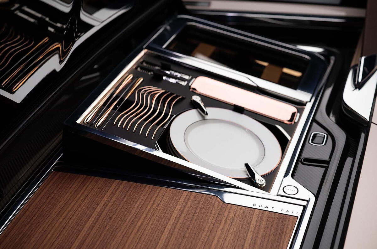 033 rolls royce boat tail cutlery 2022 033 rolls royce boat tail cutlery 2022