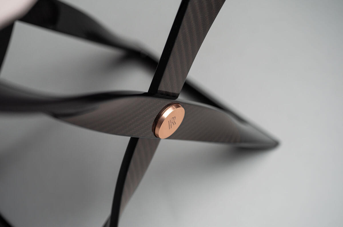 038 rolls royce boat tail detail 2022 038 rolls royce boat tail detail 2022