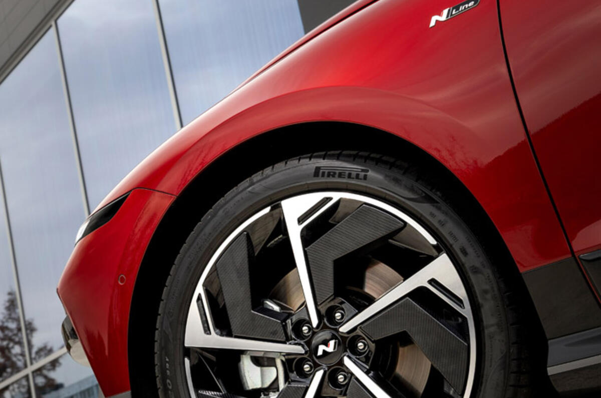 04 Hyundai Ioniq 6 facelift review wheel