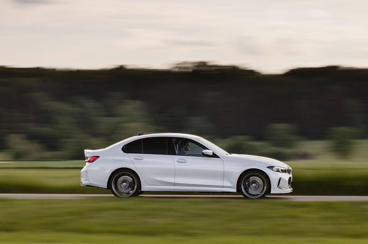 048 alpina d3 side panning 2022 048 alpina d3 side panning 2022