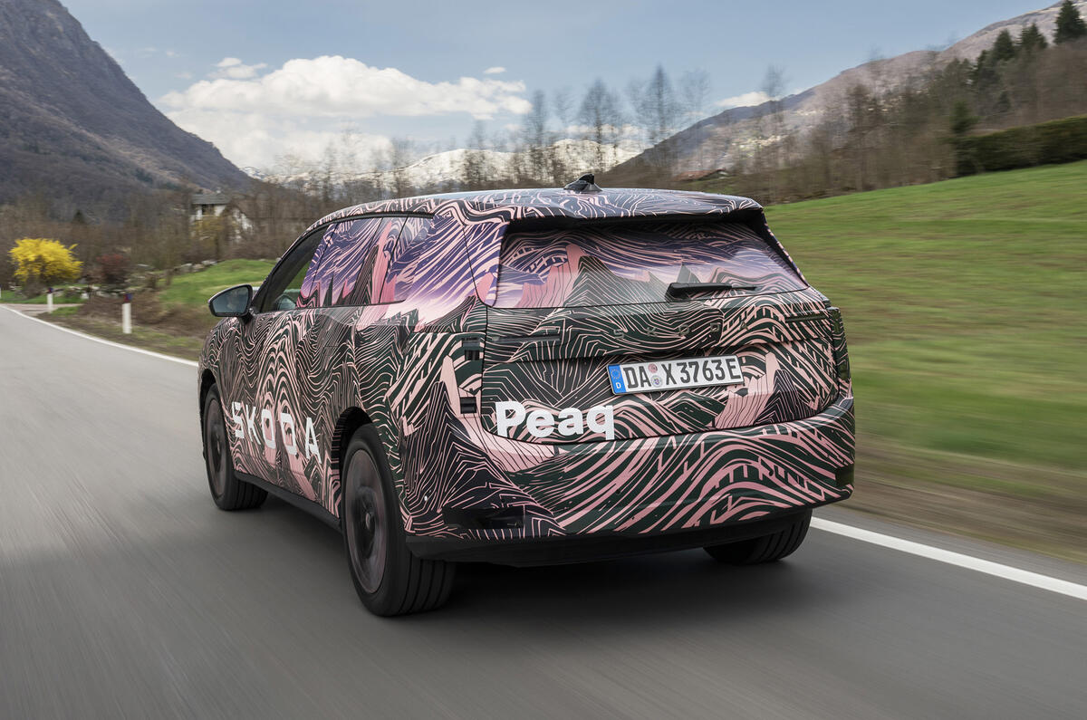 04 skoda peaq covered drive 5573ca78